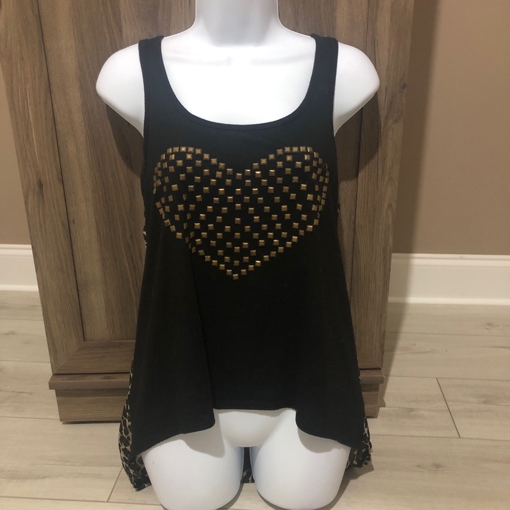 F.A.N.G cute heart tank top size large